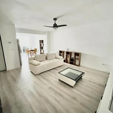 Lombului Апартаменты *